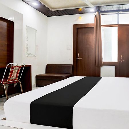 Hotel O Saraswati Resort Kota  Buitenkant foto