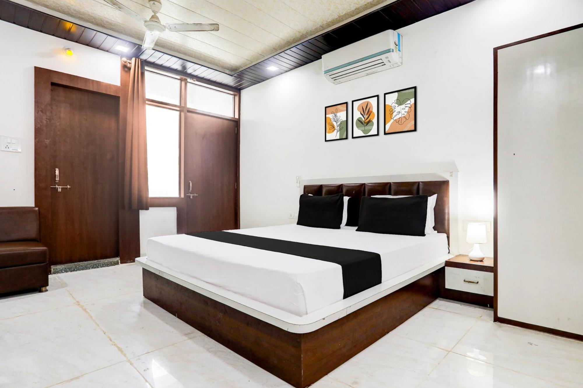 Hotel O Saraswati Resort Kota  Buitenkant foto